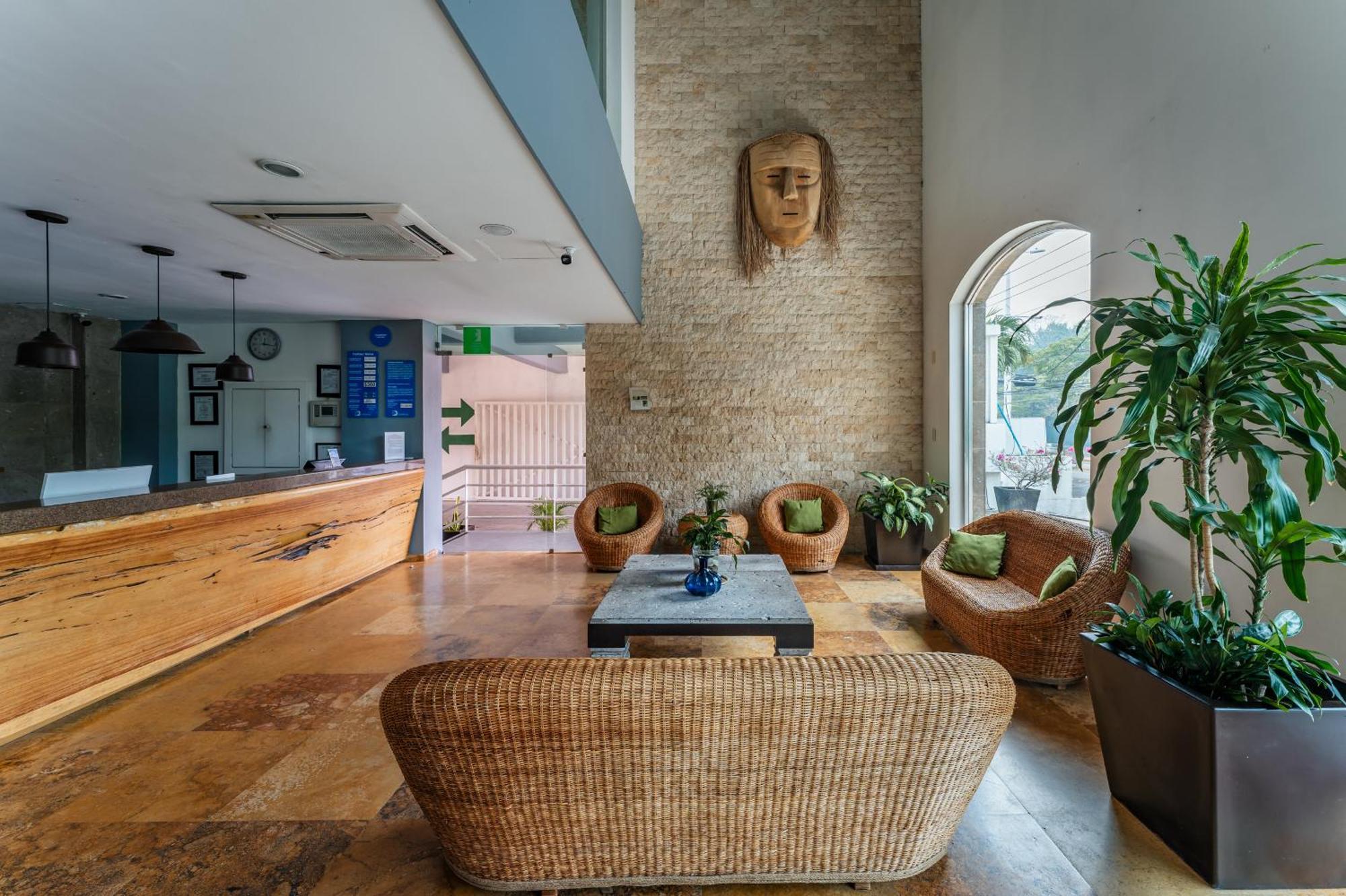 Hotel La Venta Inn Вильяэрмоса Экстерьер фото