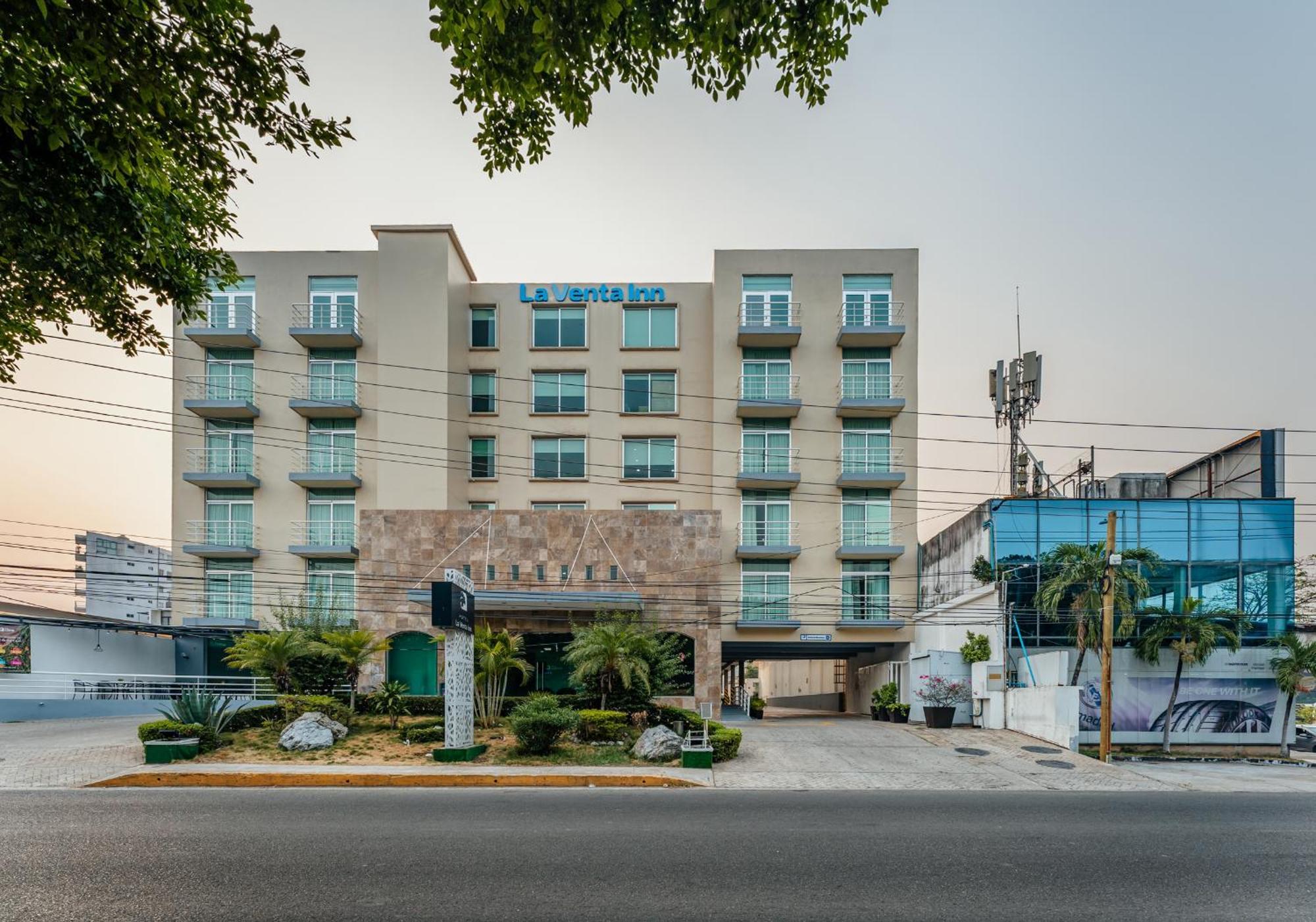 Hotel La Venta Inn Вильяэрмоса Экстерьер фото